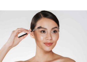 The Ultimate Guide to Careprost Eyelash Serum: Unveiling the Pros and Cons for Luscious Lashes