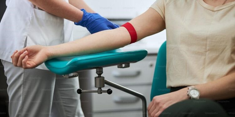 Launch your phlebotomy career! Learn how to build a network of professionals and gain valuable insights, advice and support.