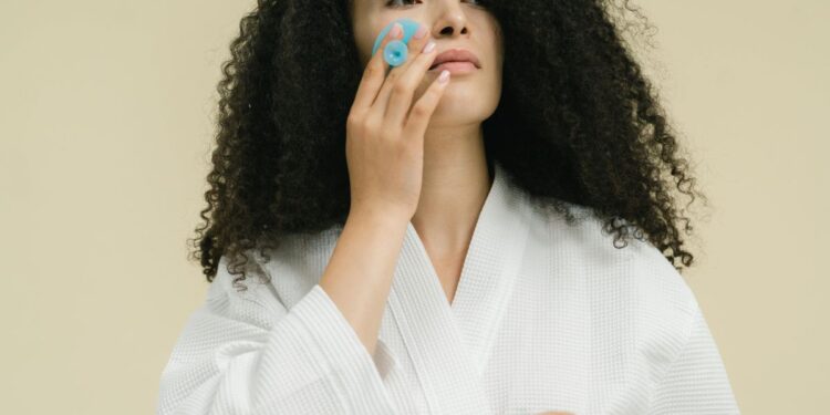 Unhealthy Habits Affect Your Skin and Hair