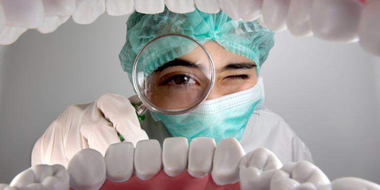 Maintaining Dental and Oral Health