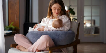 How to Pump While Traveling